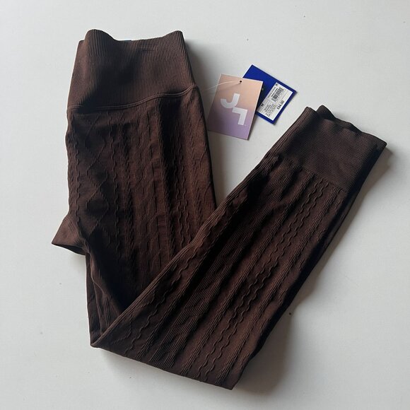 JoyLab Women S Seamless Cable Knit 7/8 Leggings Dark Brown Medium - Picture 3 of 5